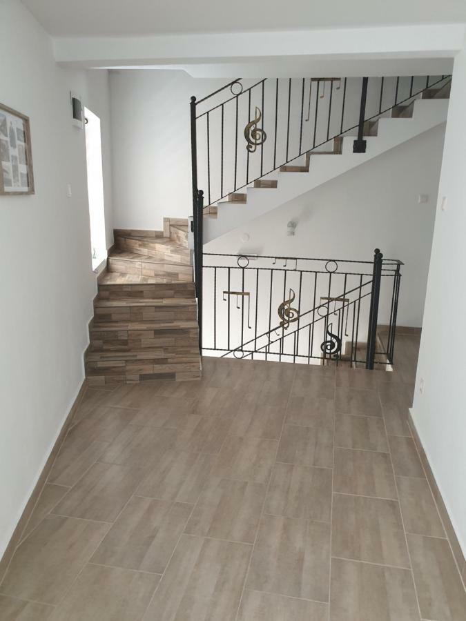 Apartament Casa Sky Orszowa Zewnętrze zdjęcie